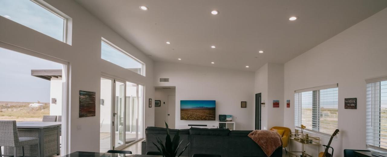 Coyote Tracks - A Modern Desert Experience Villa Joshua Tree Eksteriør bilde